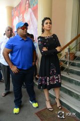 Sarrainodu Movie Release Press Meet